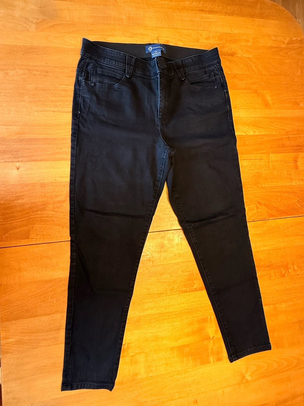 Democracy Black Skinny Jeans for Women